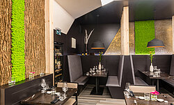 Restaurant Einrichtung in edlem Design, echte Bark House® Pappelrinde, Wandpaneele, Mun Restaurant, München, von Freund GmbH